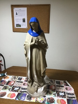 Statue de marie début 2